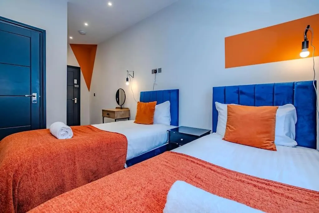 Three Bedroom Flat 2 Bathrooms I Super Central Locationi Next To Brighton Beach 영국